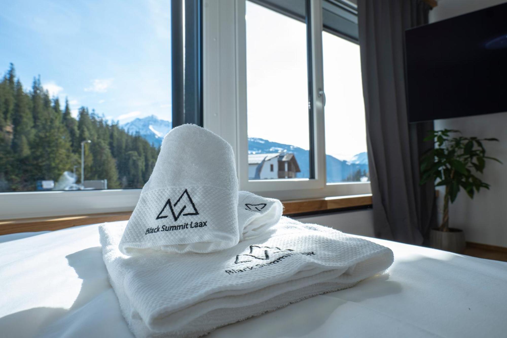 Black Summit Boutique Resort Лаакс Екстериор снимка